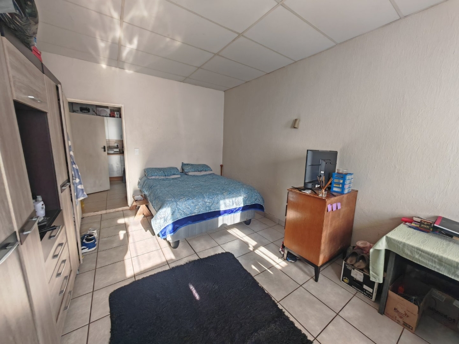 5 Bedroom Property for Sale in Navalsig Free State